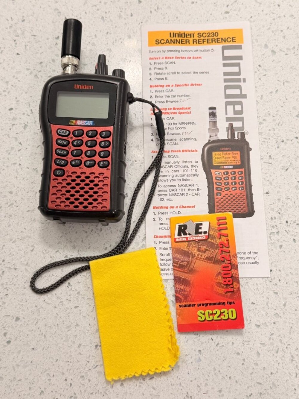 Uniden SC230 NASCAR Racing Scanner With Accessories & Manuals - Picture 4 of 8